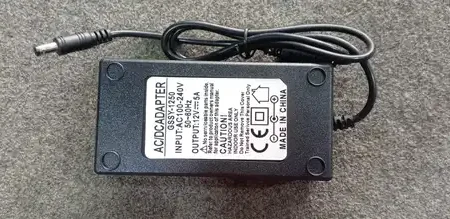 adapter-12v-2.webp